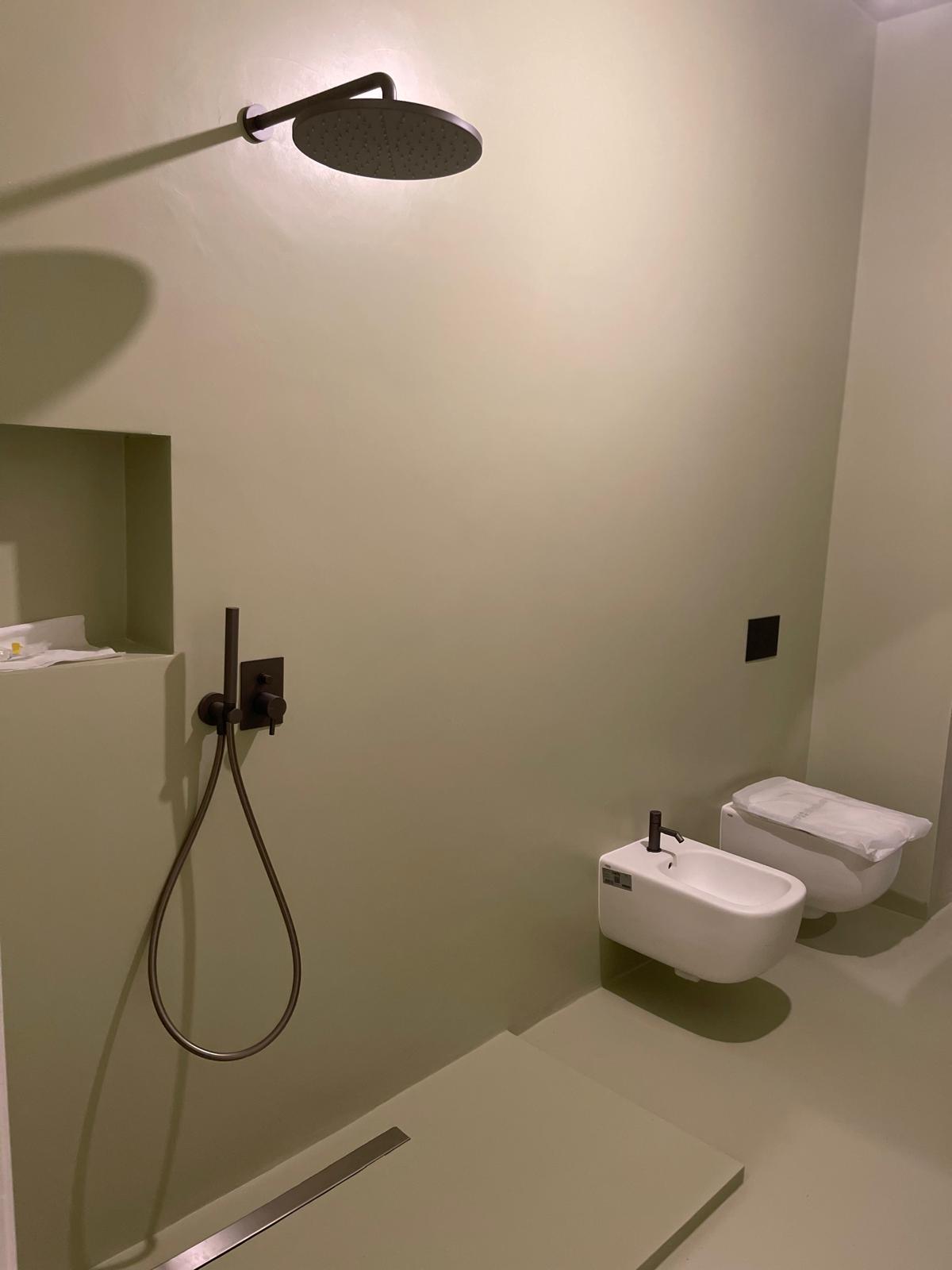 Sanitari e arredi bagno – Mani d'Oro Lissone